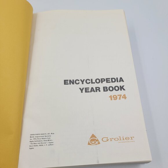 Vintage 1974 Grolier Encyclopedia Year Book | Rare Publishing Collectible - Picture 5 of 16